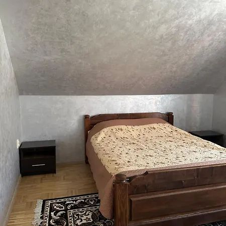 House Bubniv Διαμέρισμα